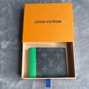 Louis Vuitton Black and Green Card Holder